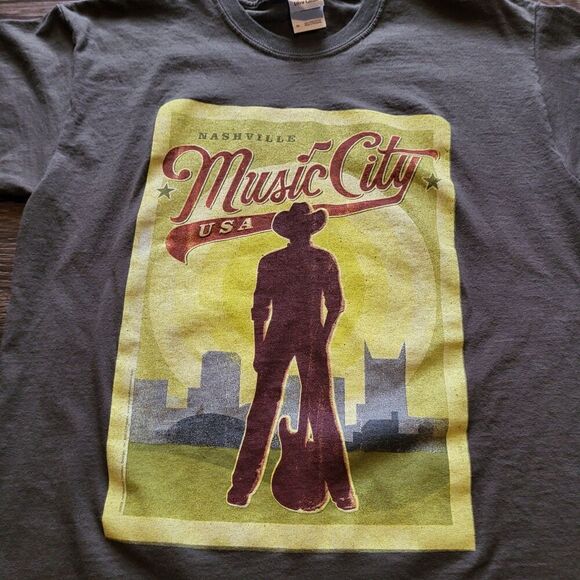 Nashville Music City Skyline Cowboy Silhouette Graphic Print Tee Shirt Medium - Picture 2 of 5
